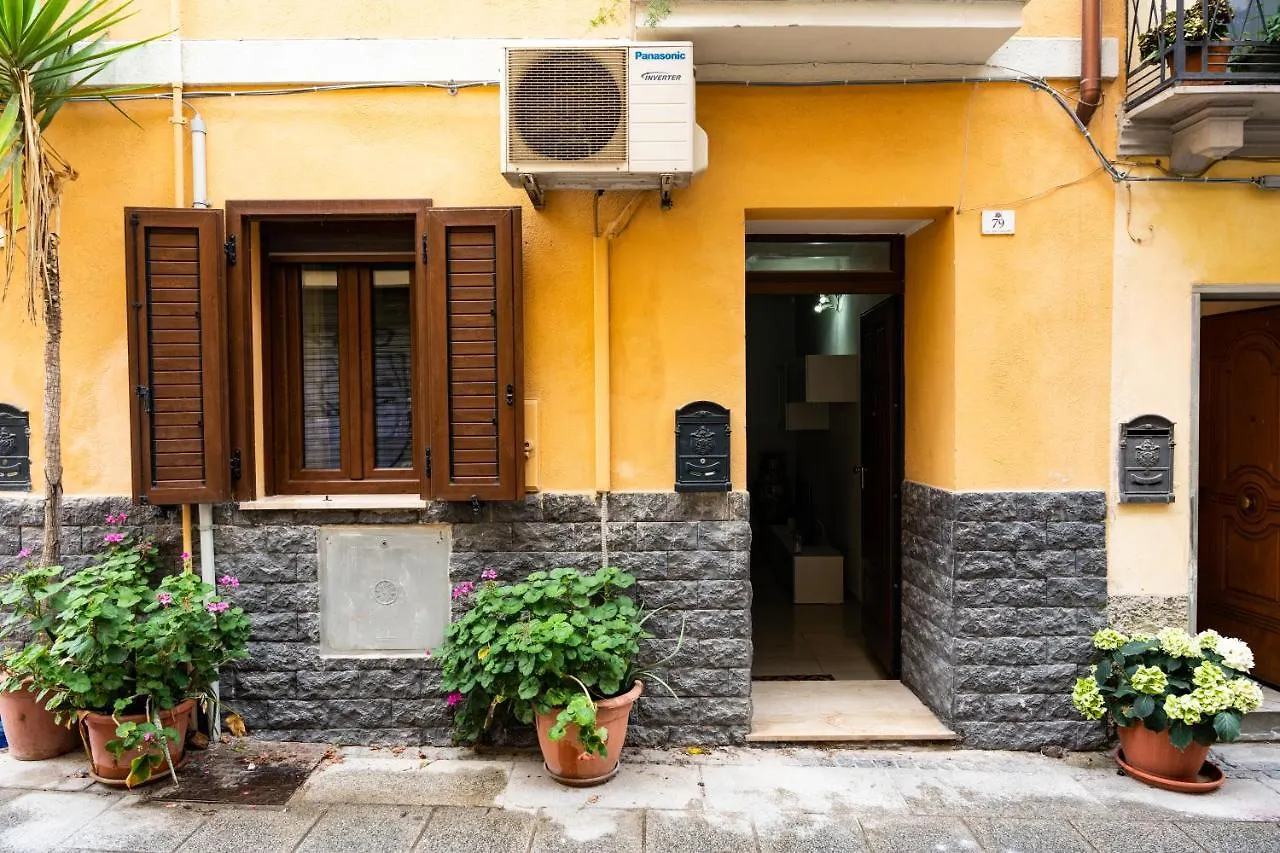 Pensionat Nova Rooms Cagliari Italien